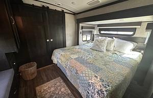 2022 Jayco North Point 382FLRB