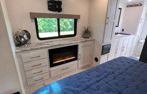 268FKBS - Blue Peaks Rendezvous - Luxury Camping
