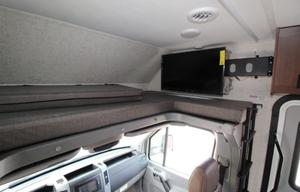 2020 SunSeeker Mercedes Diesel w/ FULL Slideout