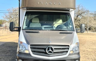 2016 Winnebago Itasca Navion (M-Benz)