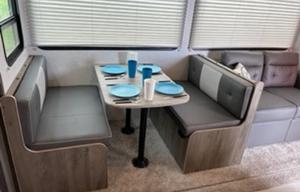 2022 Forest River RV Surveyor Legend 276BHLE
