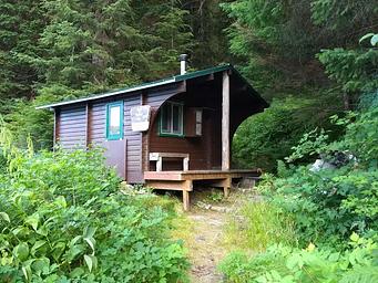 S11, Loop: AREA BARANOF LAKE CABIN