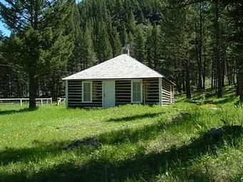 MOOSE CREEK CABIN