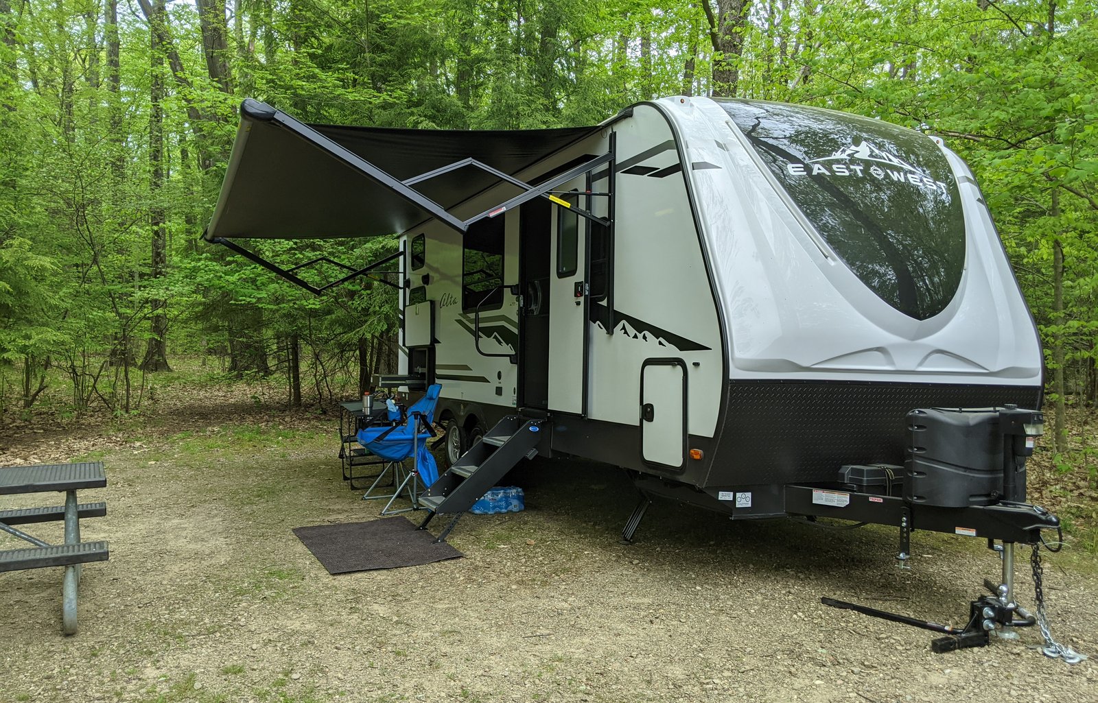 EAST TO WEST Alta 2100MBH **DELIVERY ONLY**