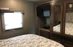 2019 Winnebago Intent 31P HAL1785