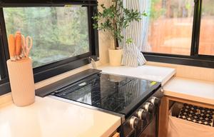 Ultra Light Camper 2026 | King Bed | Dog Friendly
