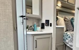 2023 Quantum LF31 Bunkhouse, Dual AC's+Solar (AZ)