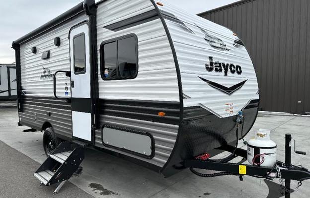 2024 Jayco Flight 184BH - Easy to Tow! (1of2)
