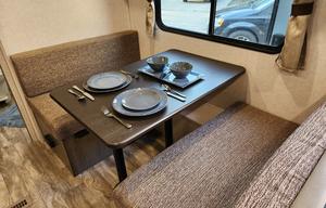 2019 Forest River RV Surveyor 264RKLE