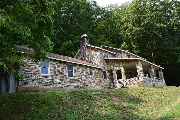 Fuchs House, Loop: FUCHS HOUSE