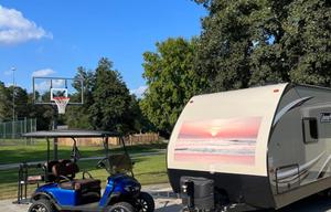 2018 Dutchmen - Coleman Light 2605RL Sleeps 5