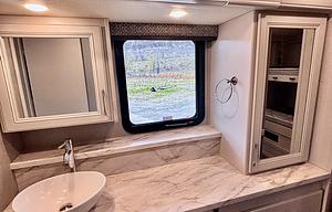 Luxury Personified: The Holiday Rambler