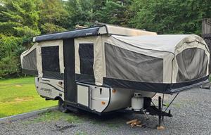 Dry‑Camping Popup Retreat