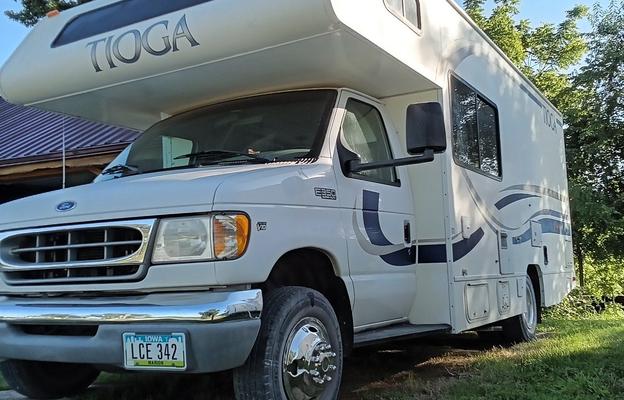 2000 Fleetwood RV Tioga 25G