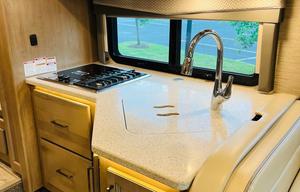 2022 Thor Four Winds 31E (with Bunkhouse)