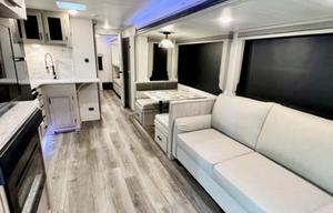 2022 Alta King Bed