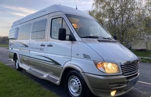 2006 Vista Cruiser 19MBS RV rental photo 2