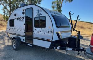 Cozy & Pet Friendly R Pod 171