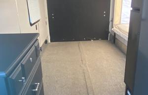 2015 Quicksilver VRV 8.5 x 24 RV rental photo 17