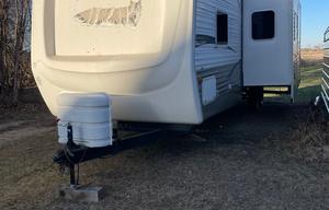 Fully Furnished 32' Cherokee , Pet Friendly