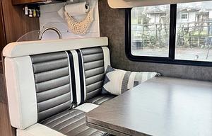 Itasca Viva 23L — European Chic on Wheels