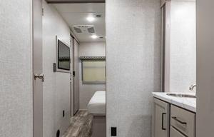 2022 Thor Motor Coach Hurricane 31C