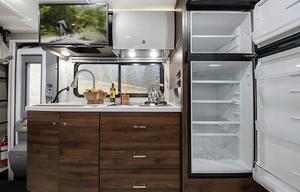 Easy-Drive Luxury: 2023 Winnebago Navion 24D