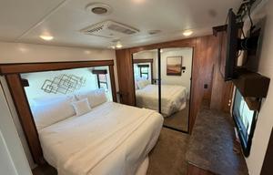 2016 KZ Durango Gold 8 Guests - DELIVERY ONLY