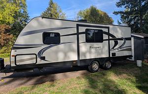 2016 Keystone RV Passport 2400BH Grand Touring (A)