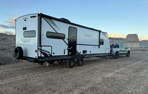 Off-Grid Modern 2025 Dutchman Kodiak Ultra-Lite