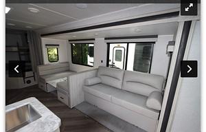 Brand New 2022 EAST AND WEST Della Terra 271BH