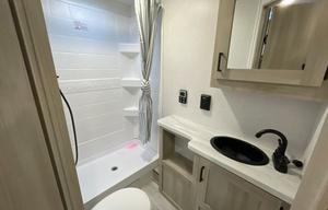 Welcome Aboard at the 2024 Silver Lake LE 17BHLE