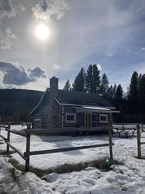 001, Loop: AREA WEST FORK ROCK CREEK CABIN