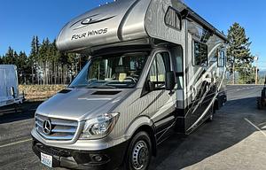 2019 Thor Motor Coach Four Winds Sprinter 24BL