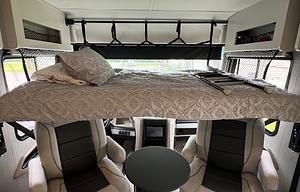 Relaxing Luxury RV Rental w/bunkhouse