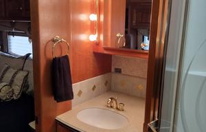 Stella - 2005 Country Coach Allure 470