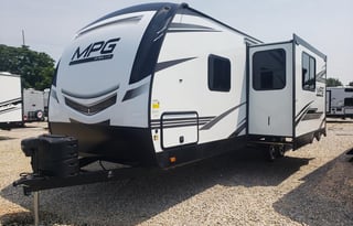 Ultra Lite 2022 Cruiser MPG 2500BH