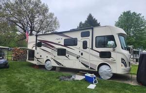 2018 THOR Motor Coach 30.3 Class A