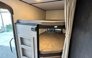 2020 Keystone Hideout Bunkhouse Sleeps 10