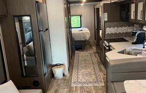 Thor Motor Coach Hurricane 34J