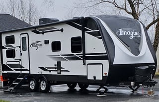 2021 Grand Design Imagine 2400BH