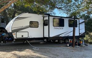 2021 Prime Time RV Tracer 27BHS RV rental photo 3