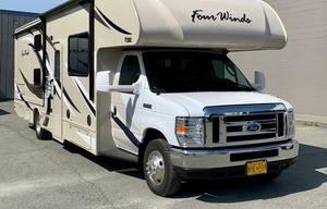 HECTOR - 2018 Thor Motor Coach Four Winds 30D