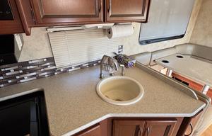 2013 Thor Motor Coach ACE 29 2