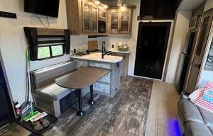 Southern Sunrise Pet Friendly/Kid Friendly RV