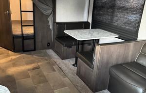 2020 Dutchmen RV Coleman Lantern Series 263BH RV rental photo 6
