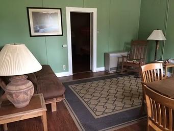 Main cabin living room