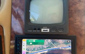 Earth Trekker 35’ Motorcoach for 7