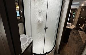 2019 Keystone RV Premier Ultra Lite 34BIPR RV rental photo 10