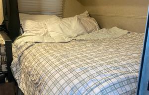 18’ Autumn Ridge: Sleeps 5, Easy Tow, Cozy!